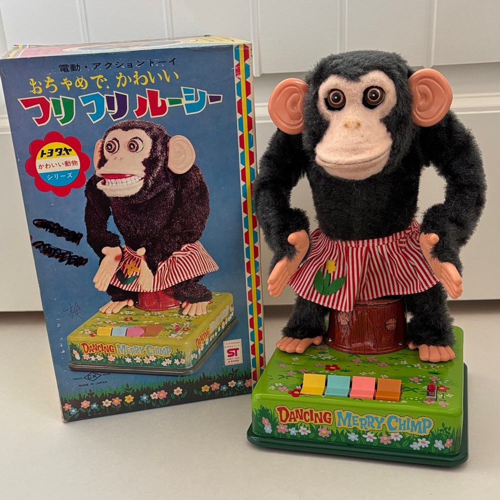 Vintage 1950’s CK Dancing Merry Chimp Clapping Monkey Tin Toy Doll Japan Collect